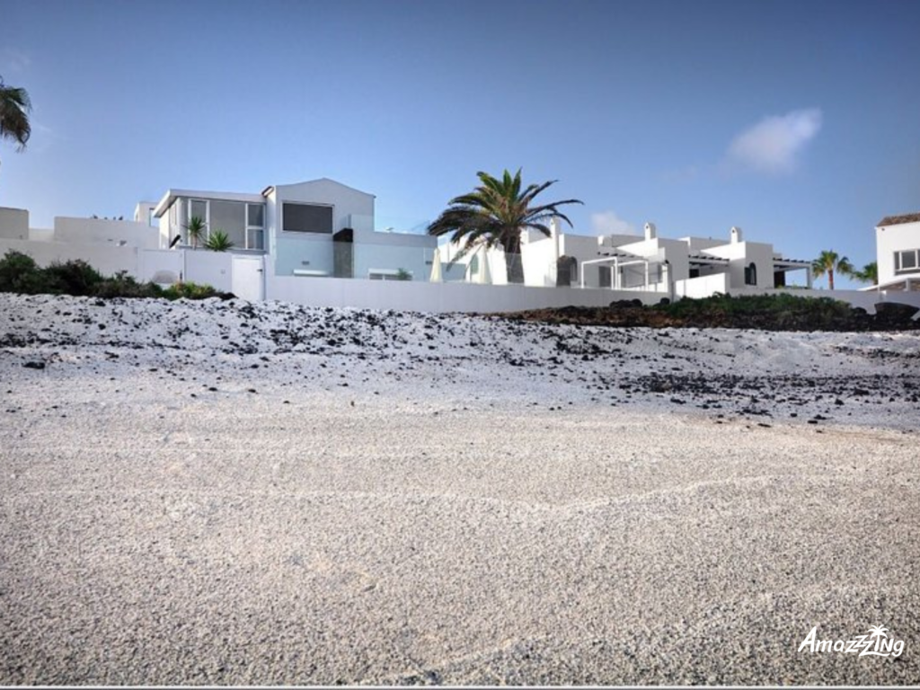 beachfront villa in corralejo popcorn beach